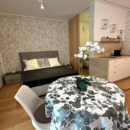 Palazzo Metropolis بيت ضيافة